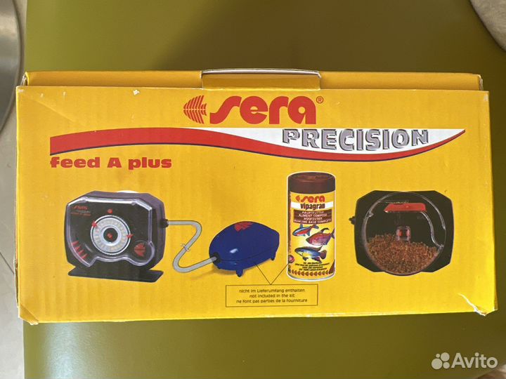 Автоматическая кормушка для рыб Sera