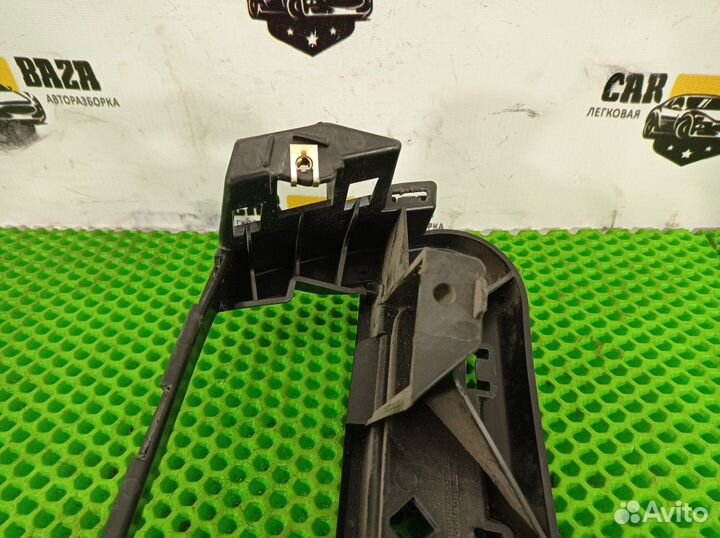 Решетка в бампер левая L BMW 1