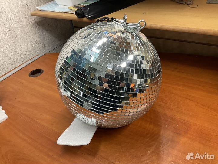 Диско шар (зеркальный шар) Eurolite 30 см