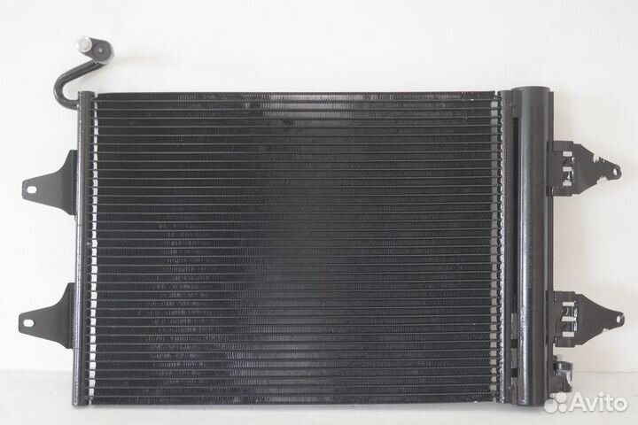Радиатор кондиционера Volkswagen Polo 01-09 / seat