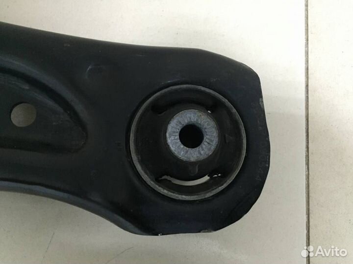 Рычаг передний правый Skoda Octavia A7 2013