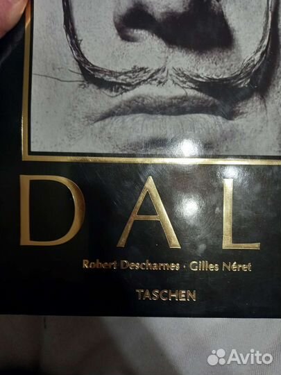 Книга Dali Taschen эксклюзив