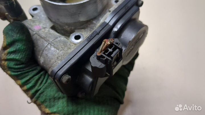 Заслонка дроссельная Nissan Juke, 2011