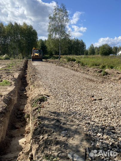 Услуги трактора экскаватора