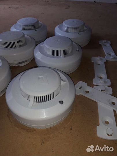 Датчик пожарный извещатель 6 штук, из новостройки