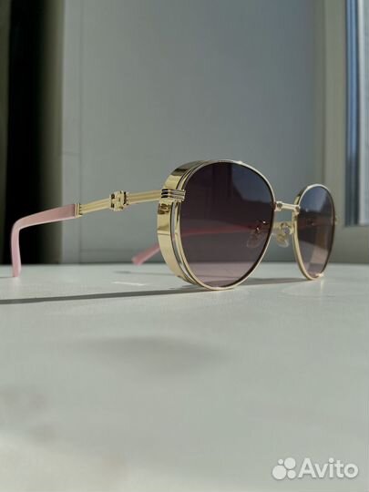 Солнцезащитные очки женские