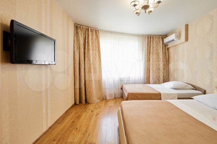 2-к. квартира, 70 м², 2/13 эт.