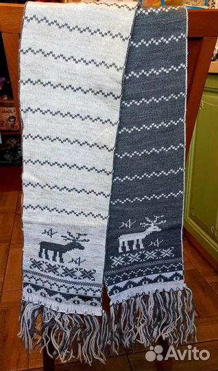 Шарф с оленями Gakkard