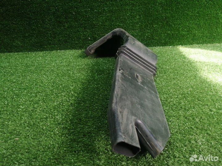 Воздуховод левый Kia Rio 3 2011