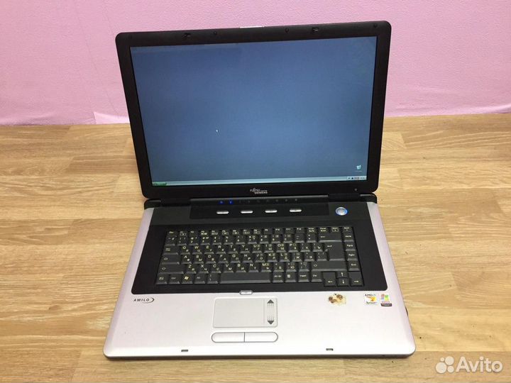 Fujitsu Siemens amilo A3667G