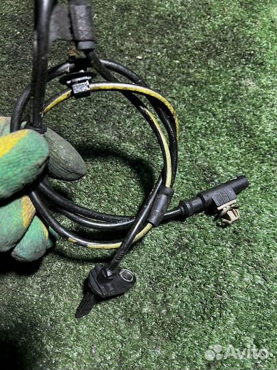 Датчик ABS Toyota Corolla E150