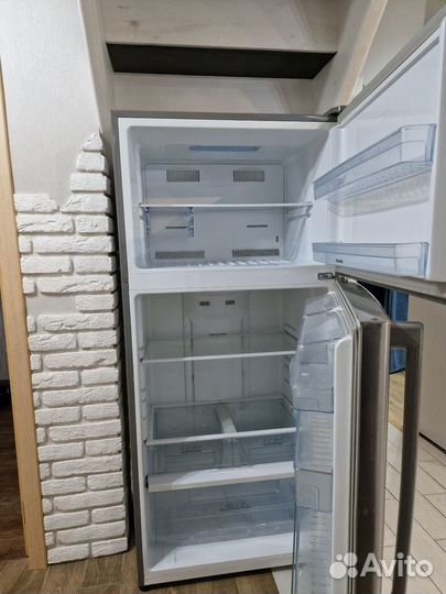 Холодильник 78 см