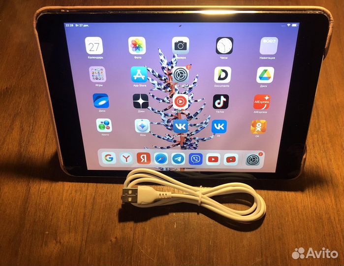iPad mini 2 32гб sim+wifi