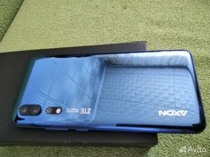 ZTE Axon 10 Pro, 6/128 ГБ