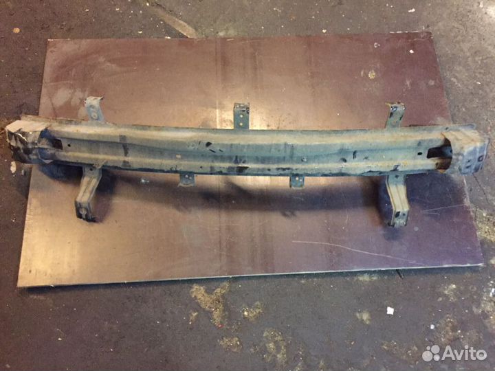 Усилитель заднего бампера Kia Rio 4