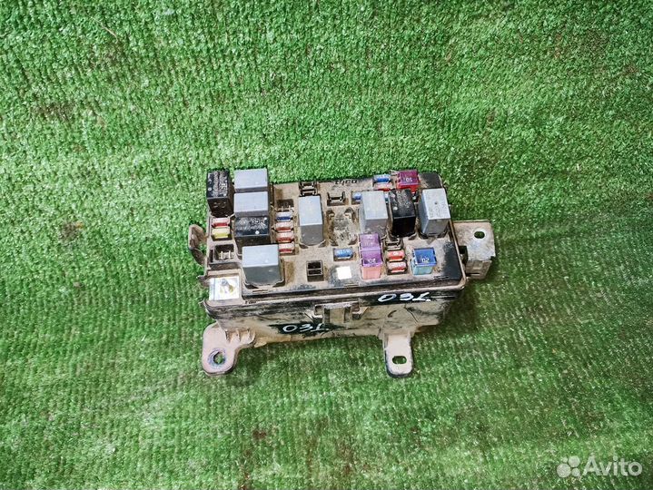 Блок предохранителей под капот основной Chevrolet