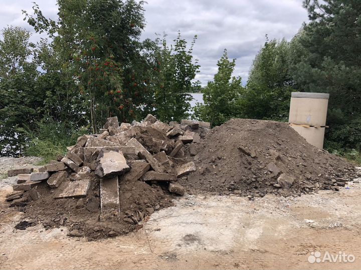 Приму грунт, линокром, бетон, плиты и тд бесплатно