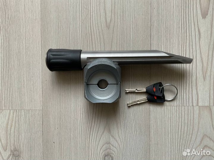 Блокиратор руля Гарант Блок Люкс 888.E/f3 для Ford