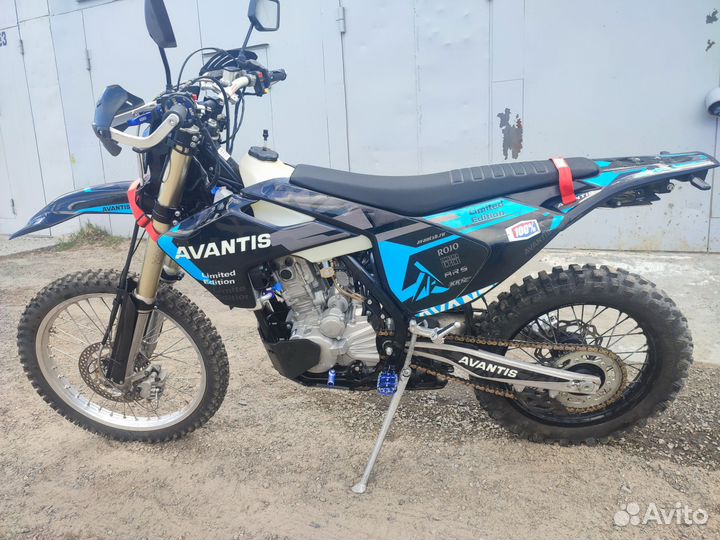 Мотоцикл Avantis Enduro 300 Carb с птс