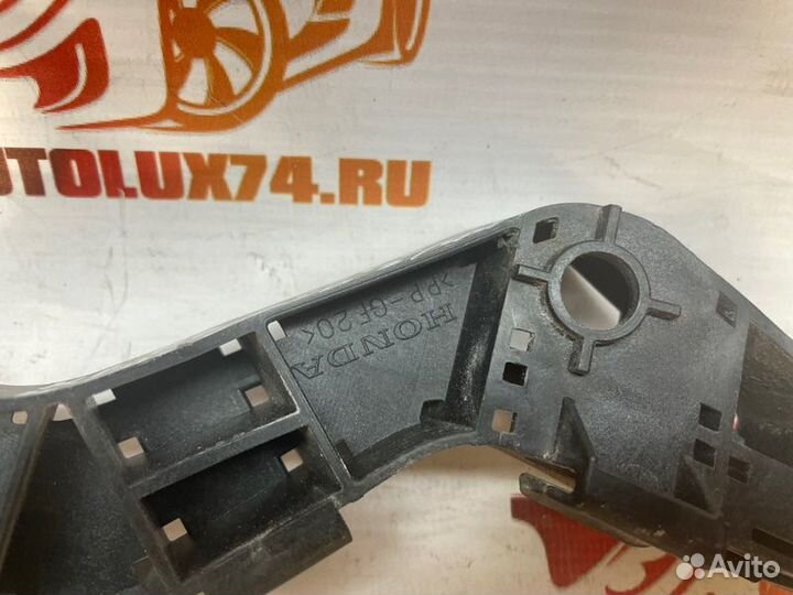 Кронштейн бампера задний правый Honda Accord 8 CU2