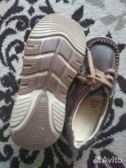 Туфли 27 и 30разм.новые;Кросы 23,25,28 разм