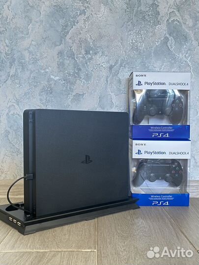 Sony PS4 slim 1tb + 70 игр