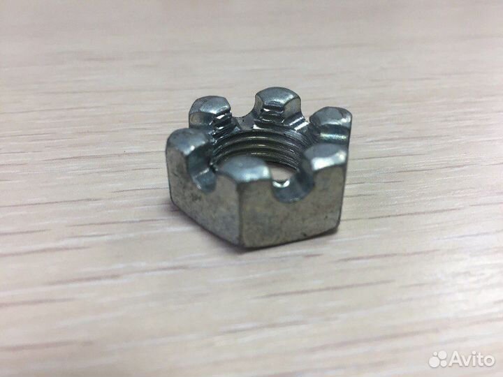 Гайка ступицы прицепа alko (мзса до 2011г) М16х1