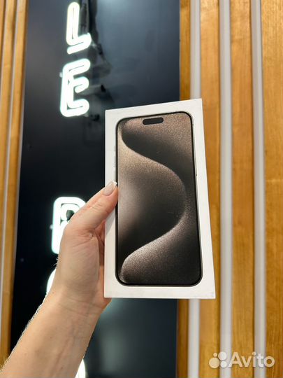 iPhone 15 Pro Max, 256 ГБ