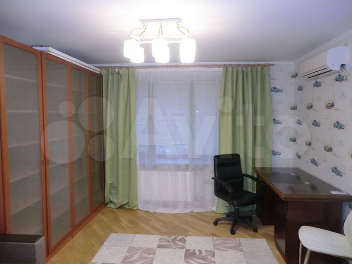 2-к. квартира, 78 м², 2/14 эт.