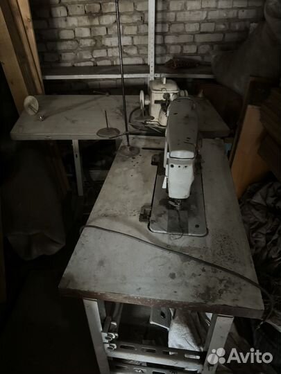 Швейная и скорняжная машинки