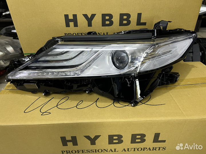 Фара левая Toyota Camry v70 неоригинал