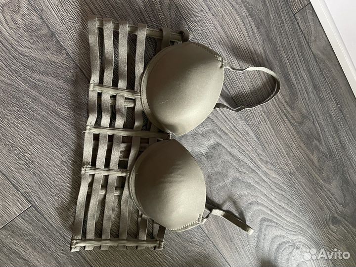 Бюстгальтер