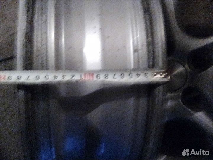 Продам литые диски на16