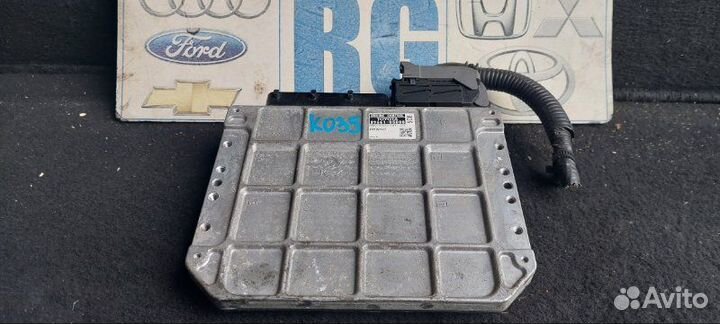 Блок управления двигателем эбу Toyota Avensis 3