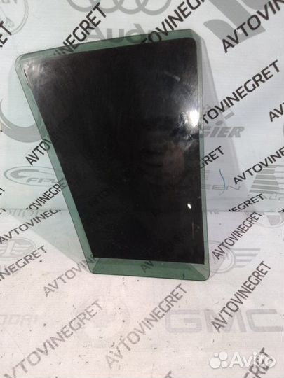 Стекло двери заднее левое Kia Sportage 3 SL