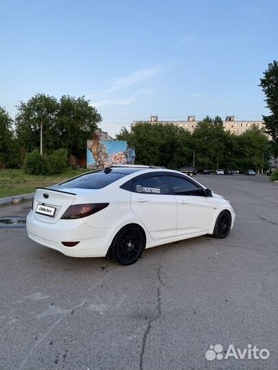 Hyundai Solaris 1.6 AT, 2011, 160 000 км