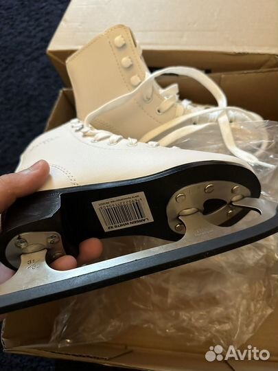 Коньки фигурные детские