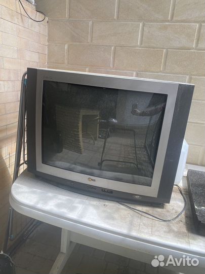 Телевизор