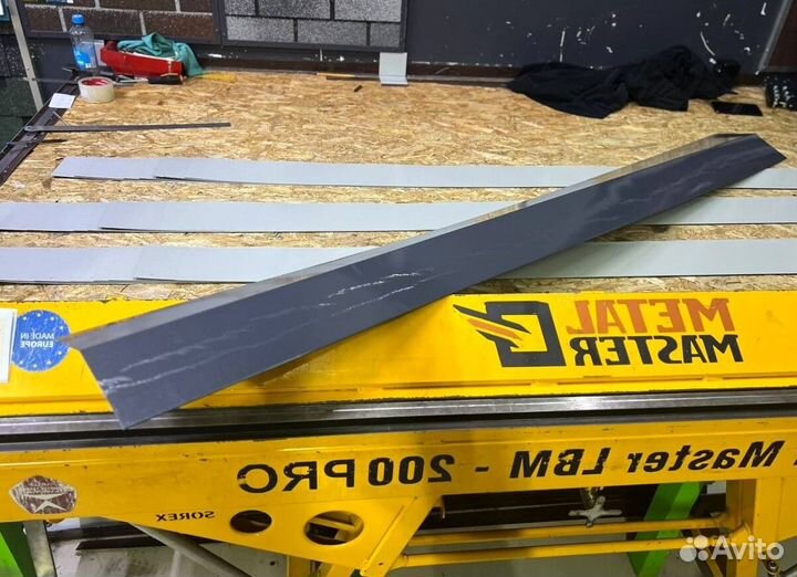 Конек на крышу