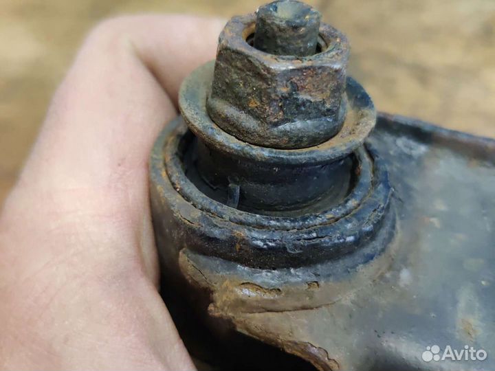 Рычаг задний Mercedes W203 C203