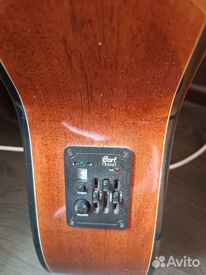 Электроакустическая гитара cort