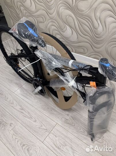 Велосипед новый B twin Rockrider 520