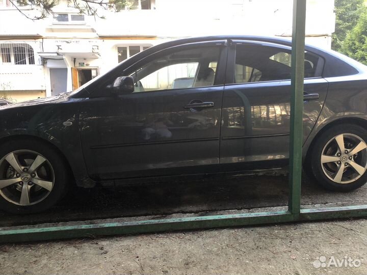Mazda 3 1.6 МТ, 2005, 350 000 км