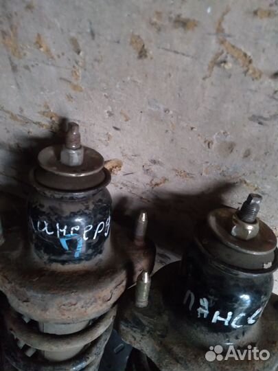 Стойка задняя mitsubishi lancer 9