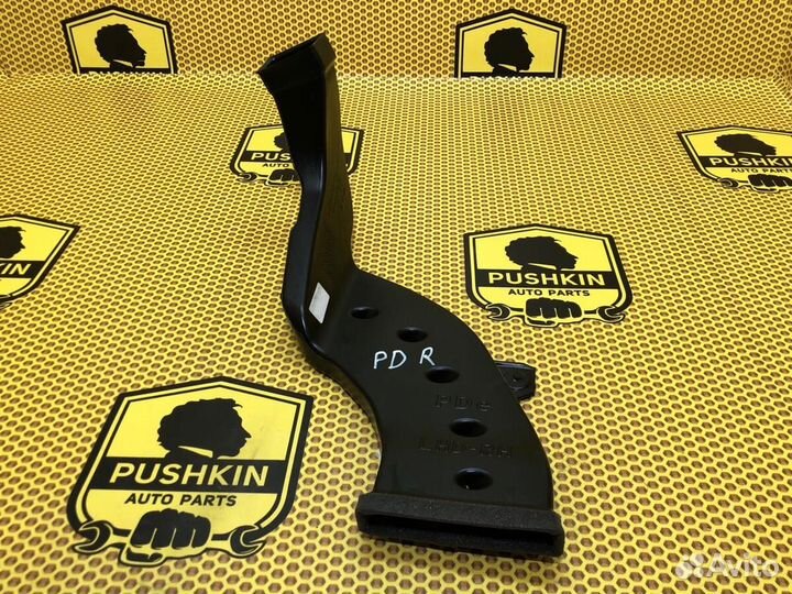 Воздуховод отопителя правый Hyundai I30 PD G4LG