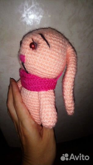 Вязаный зайка