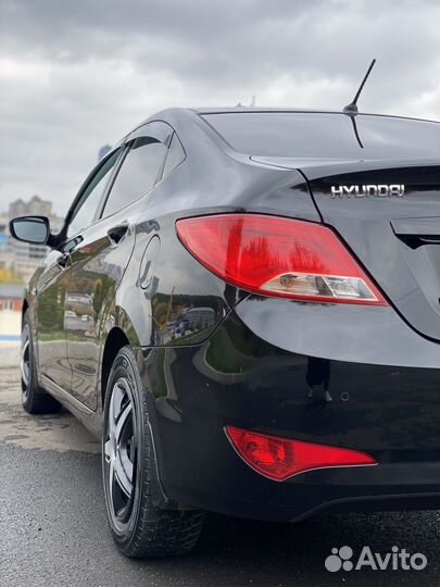 Hyundai Solaris 1.6 AT, 2015, 48 000 км