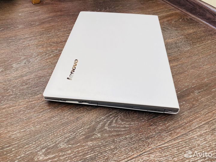 Lenovo i3 4000M/8GB/500GB/GT 740M 2GB/15.6'