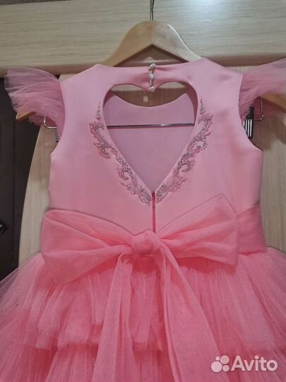 Платье для девочки на выпускной, рост 140