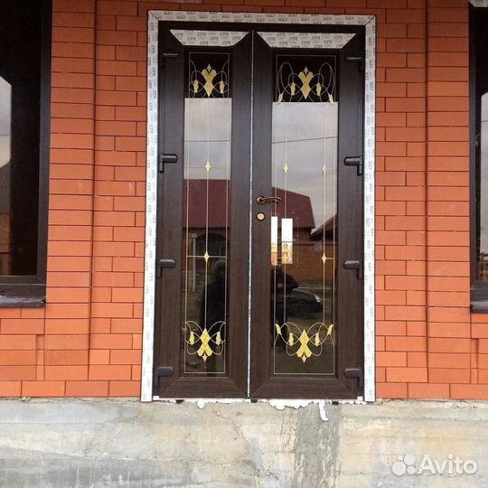 Пластиковая дверь 120х210 218